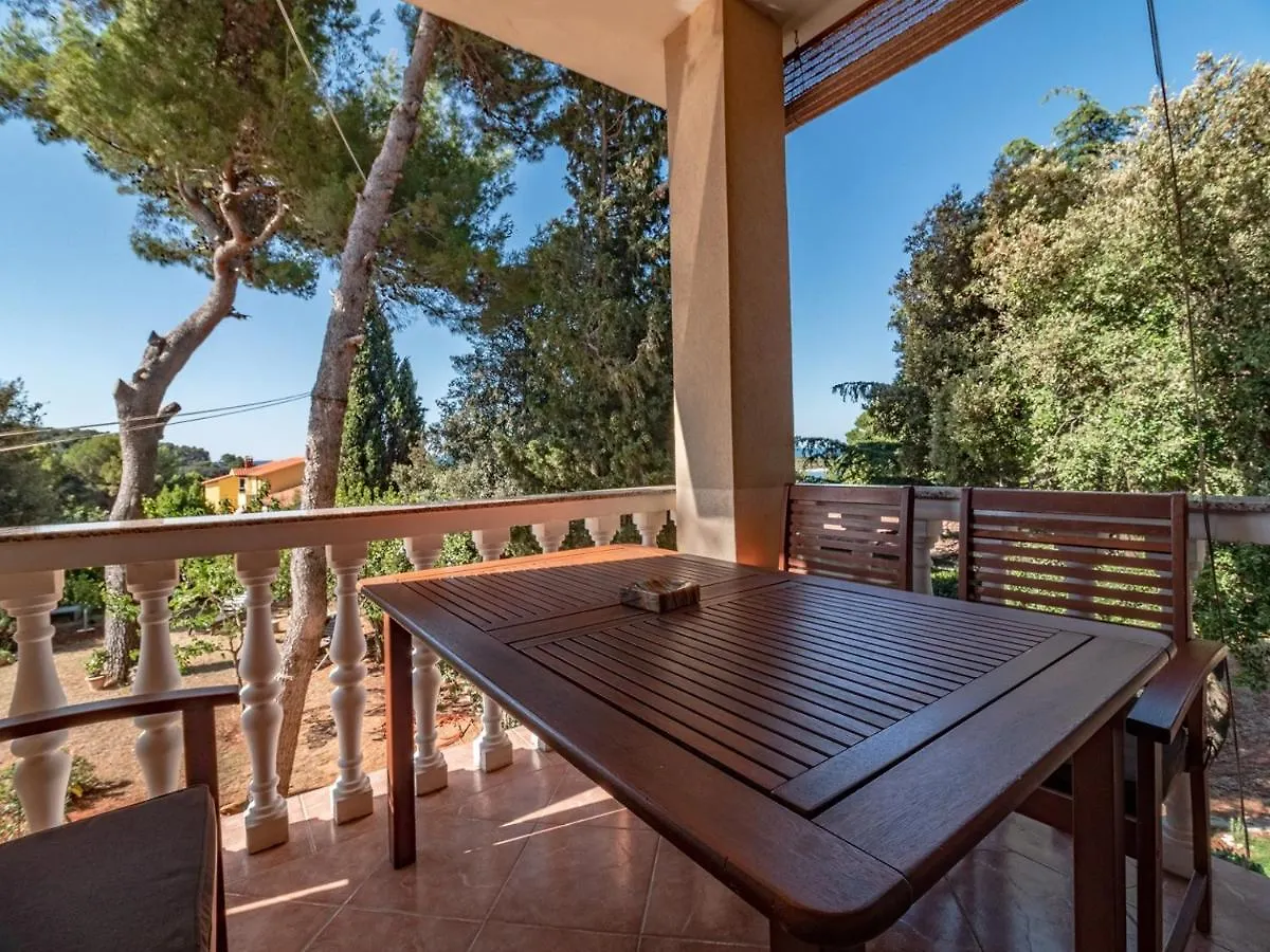Villa Emilia Banjole Guest house