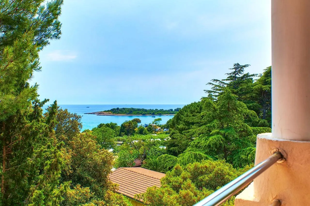 Villa Emilia Banjole Guest house